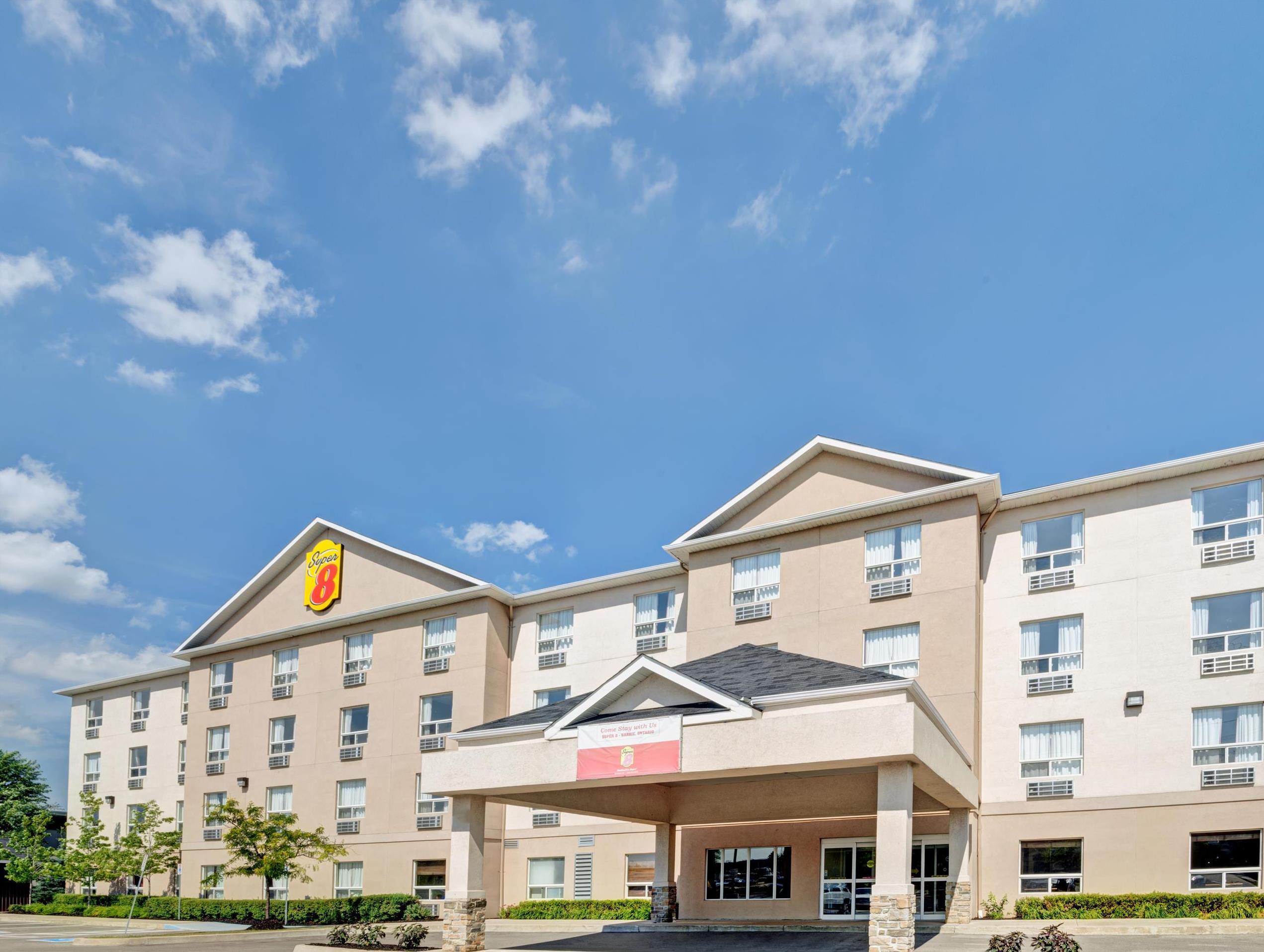 Hotel Super 8 By Wyndham Barrie South Exteriér fotografie
