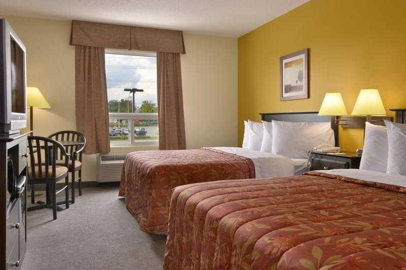 Hotel Super 8 By Wyndham Barrie South Exteriér fotografie